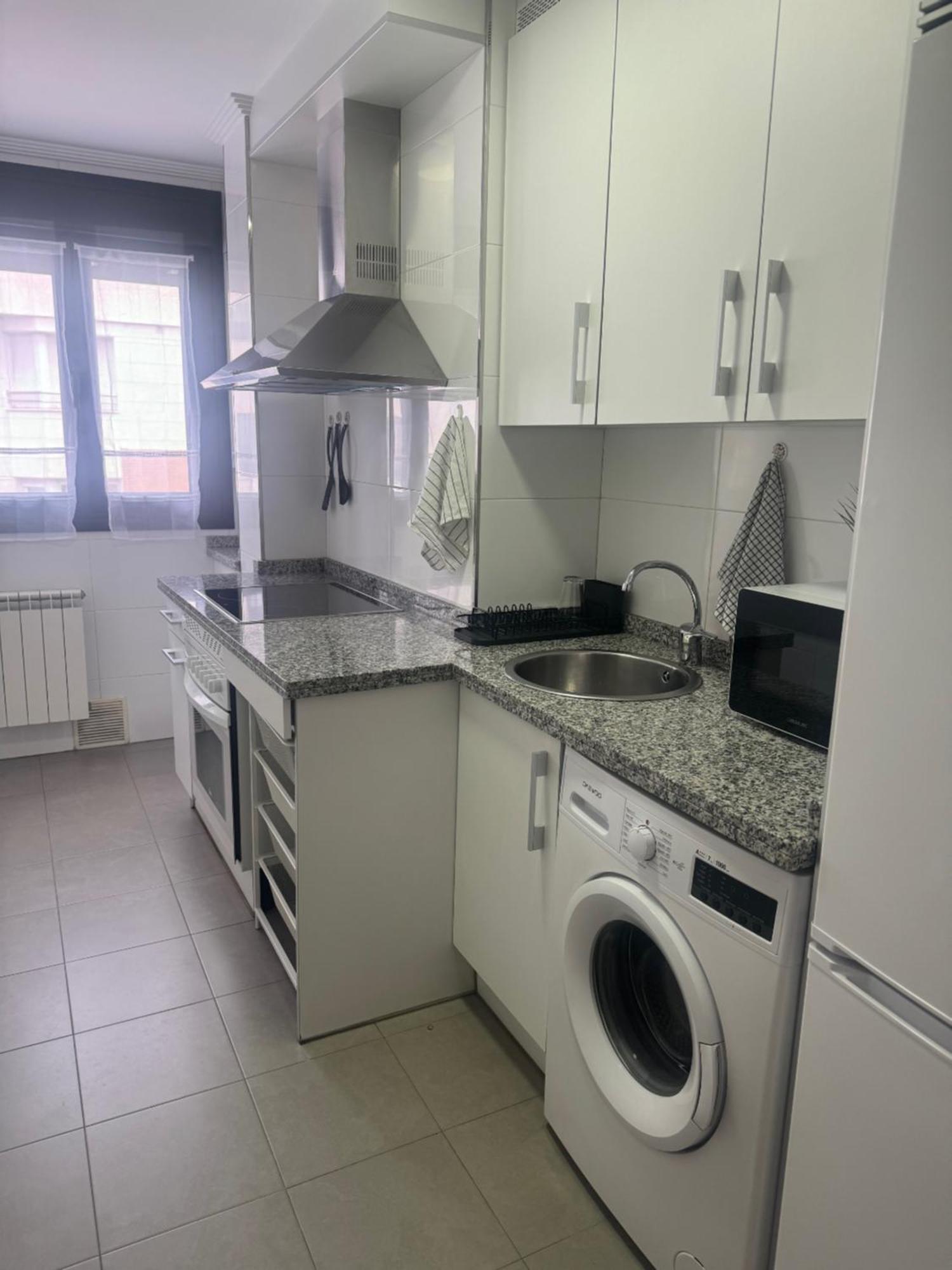 Apartamento En Con Garaje Y Wifi *